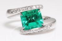 Colombian Emerald and Diamond Ring