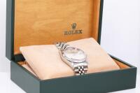 Rolex Oyster Perpetual Date Mens 16234G - 8