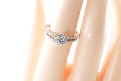 0.72ct Diamond Ring - 6