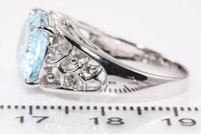 6.46ct Topaz and Diamond Ring - 3