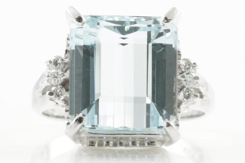 8.07ct Aquamarine and Diamond Ring