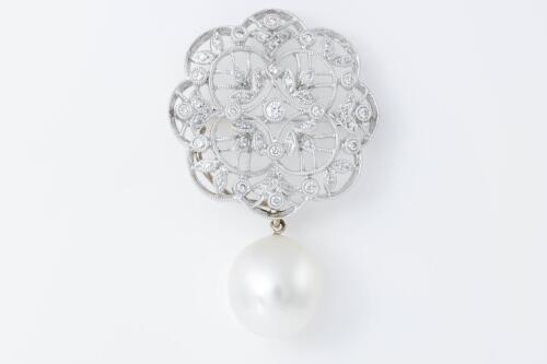 Pearl and Diamond Brooch/Pendant