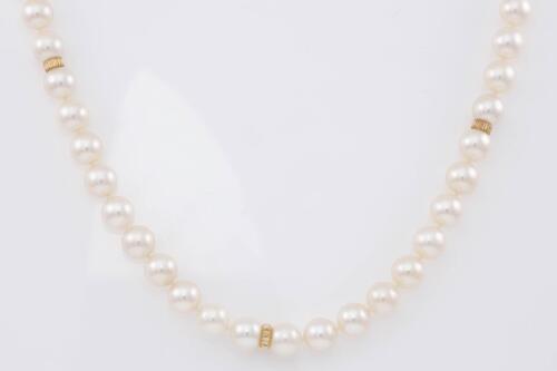 Pearl Necklace with Diamonds