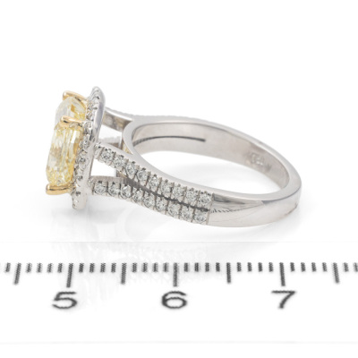 3.03ct Fancy Yellow Diamond Ring GIA SI2 - 3
