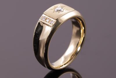 Mens Diamond Ring 18ct yellow gold 14.0g - 4