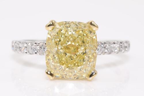 4.03ct GIA Natural Fancy Yellow SI2 Diamond