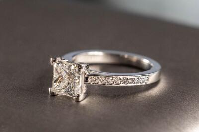 2.01ct Princess Cut Diamond Ring GSL H P1 - 9