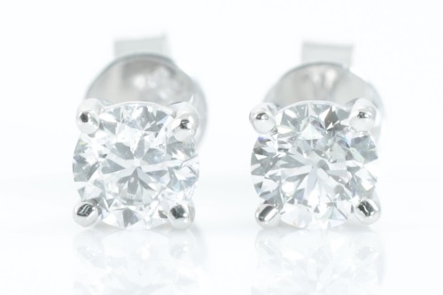 1.01ct Diamonds Stud Earrings GIA D VVS2