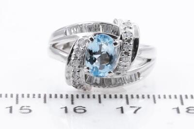 1.16ct Aquamarine and Diamond Ring - 2