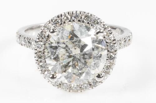 4.01ct Centre Round Diamond Halo ring