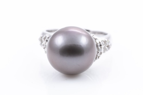 Tahitian Pearl and Diamond Ring