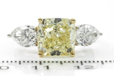5.20ct Fancy Yellow Diamond Ring GIA SI1 - 7