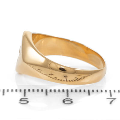 Diamond Signet Ring 18ct Yellow Gold - 3