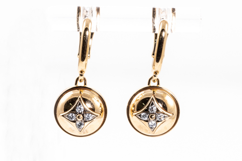 Louis Vuitton 18K Diamond Star Blossom Left Earring