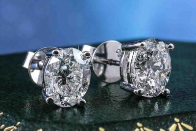 3.01ct Diamond Stud Earrings GIA E SI2 - 4