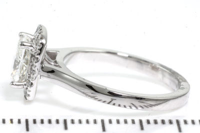 1.01ct Diamond Halo Ring F VS2 - 4