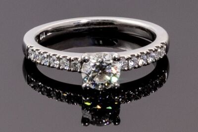 0.54ct Diamond Ring - 6