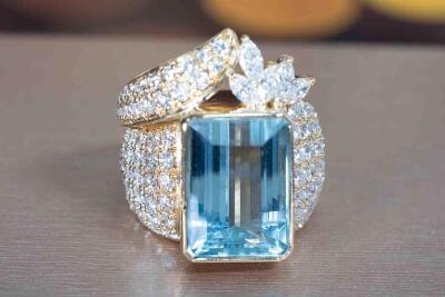 12.43ct Aquamarine and Diamond Ring - 8