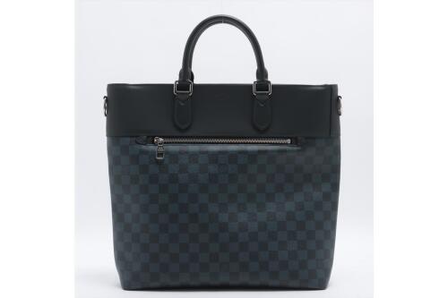 Sold at Auction: Louis Vuitton Damier Cobalt Canvas Greenwich