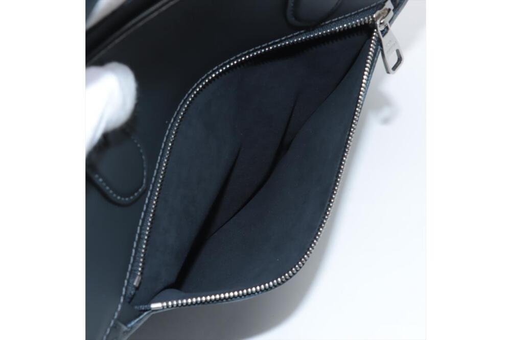 Louis Vuitton Gray Taiga Leather Sasha Crossbody Bag Auction