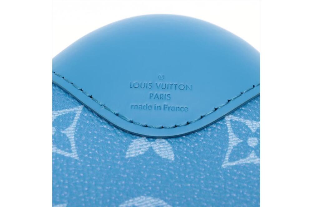 Louis Vuitton Horizon Clouds 55 Blue