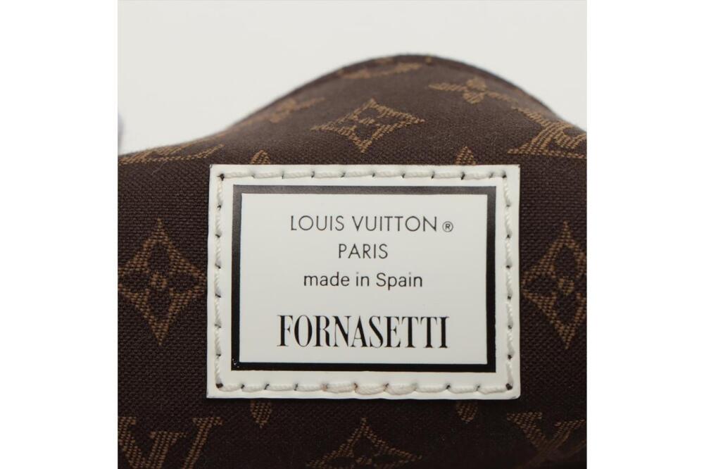 At Auction: Vintage Louis Vuitton Monogram Sac Plat & Document