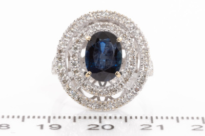 2.88ct Sapphire and Diamond Ring - 2
