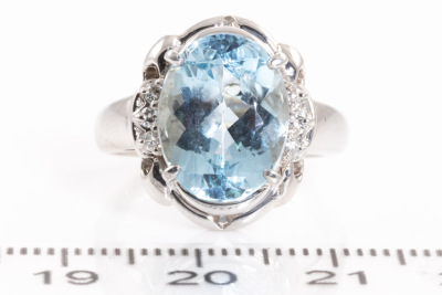 4.53ct Aquamarine and Diamond Ring - 2