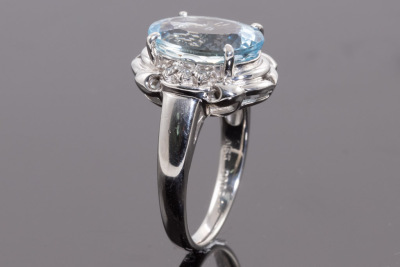 4.53ct Aquamarine and Diamond Ring - 4