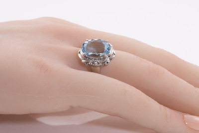 4.53ct Aquamarine and Diamond Ring - 5