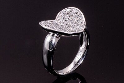 1.07ct Diamond Heart Ring - 5