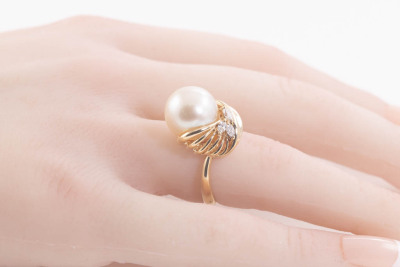 12.2mm South Sea Pearl and Diamond Ring - 6