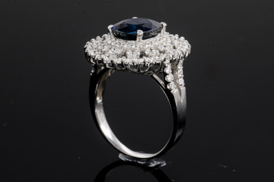 2.98ct Blue Sapphire and Diamond Ring - 6