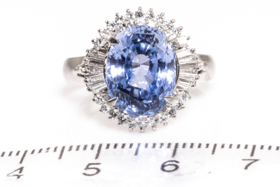 7.53ct Sapphire and Diamond Ring - 8
