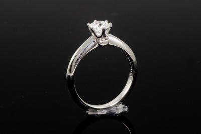 Tiffany & Co Solitaire Diamond Ring - 6