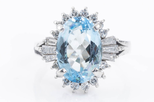 3.27ct Aquamarine and Diamond Ring