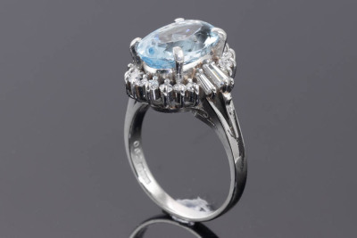3.27ct Aquamarine and Diamond Ring - 5