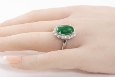 7.11ct Jade and Diamond Ring - 7