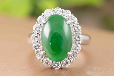 7.11ct Jade and Diamond Ring - 8