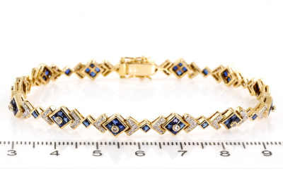 1.77cts Blue Sapphire and Diamond Bracelet - 2