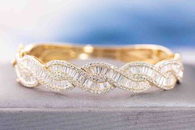 6.50ct Diamond bangle - 7