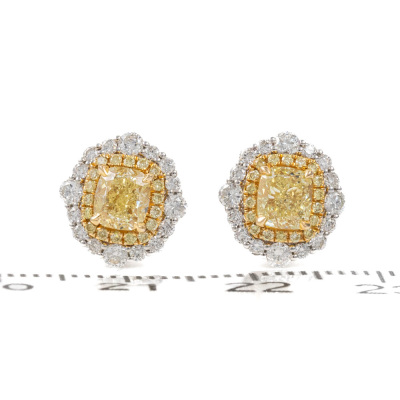 1.19ct Yellow and White Diamond Earrings - 2