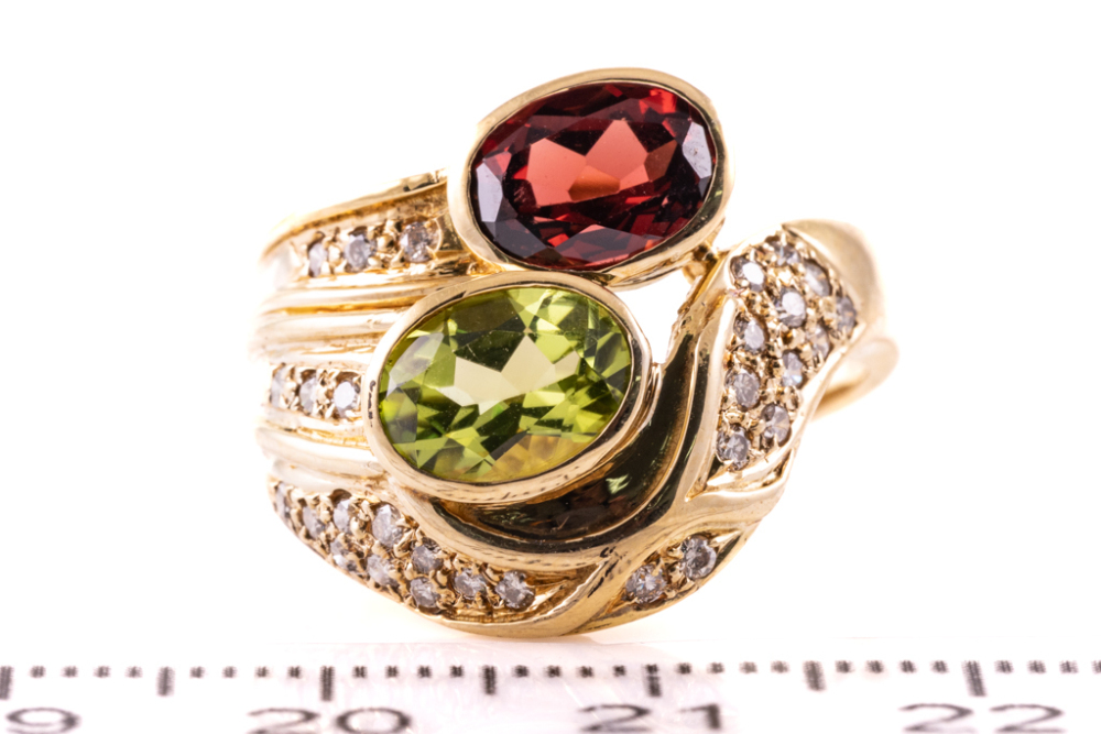 Handmade Garnet & Peridot 925 Sterling Silver Wedding Ring, Weight: 2.234  Gms (approx.) at Rs 607/piece in Jaipur