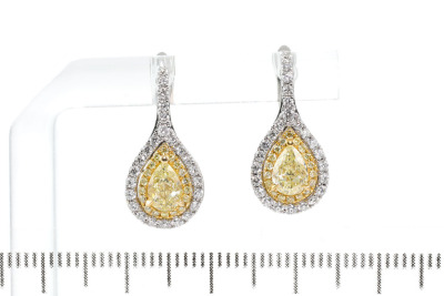 1.67ct Yellow and White Diamond Earrings - 3