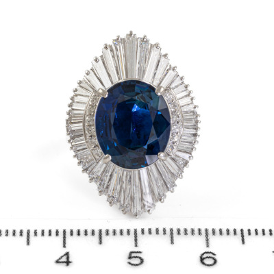5.56ct Sapphire and Diamond Ring - 2