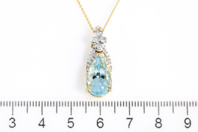 4.08ct Aquamarine and Diamond Pendant - 6