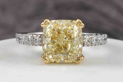4.09ct Fancy Light Yellow Diamond Ring GIA SI1 - 8