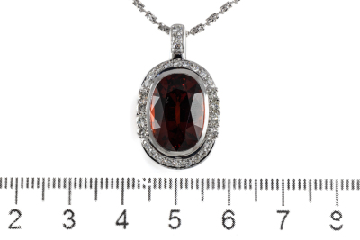 9.68ct Garnet and Diamond Pendant - 3