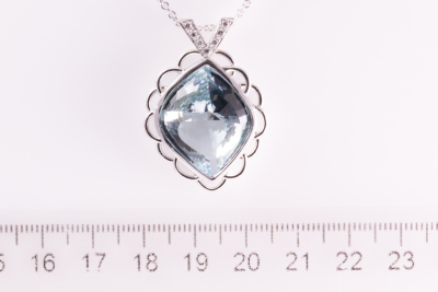 14.90ct Aquamarine and Diamond Pendant - 2