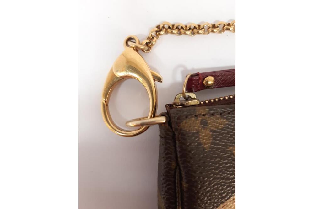 Sold at Auction: Louis Vuitton, LOUIS VUITTON Mini Pochette